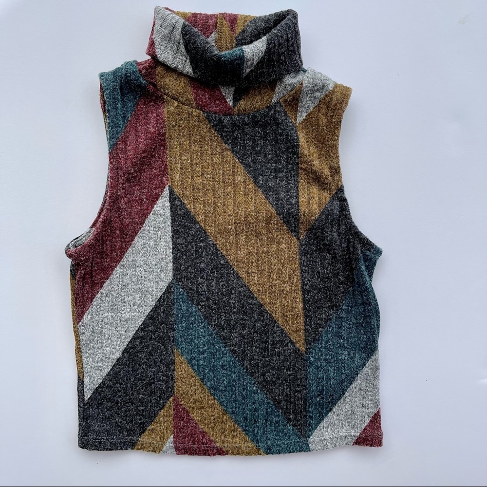 Art Class girls size SMALL (6-6x) Boho high neck crop summer sweater sleeveless